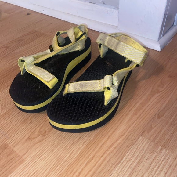 Teva Women's Flatform Universal Sandals - Picture 2 of 2